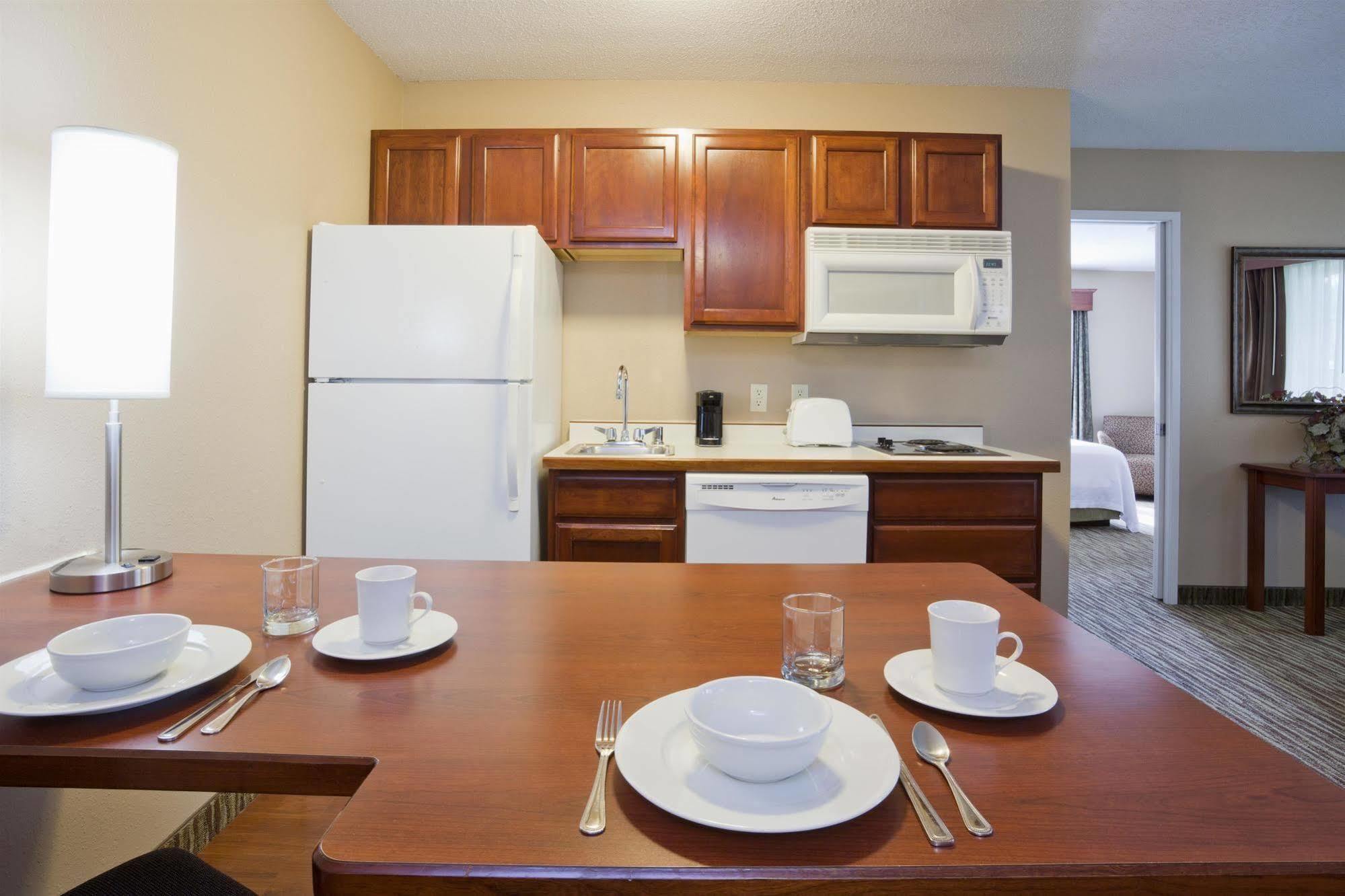 Grandstay Residential Suites Hotel - Eau Claire Εξωτερικό φωτογραφία