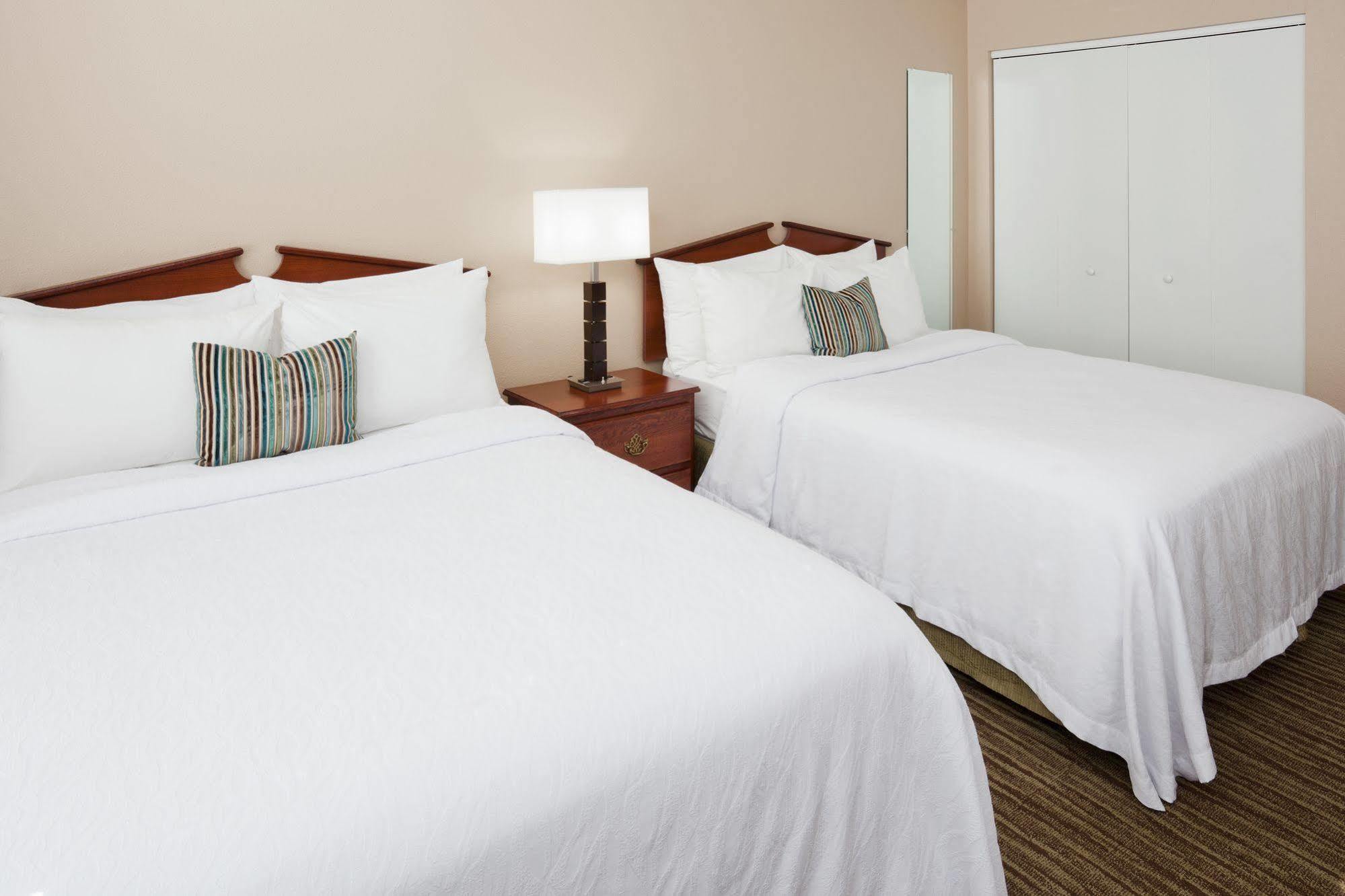 Grandstay Residential Suites Hotel - Eau Claire Εξωτερικό φωτογραφία