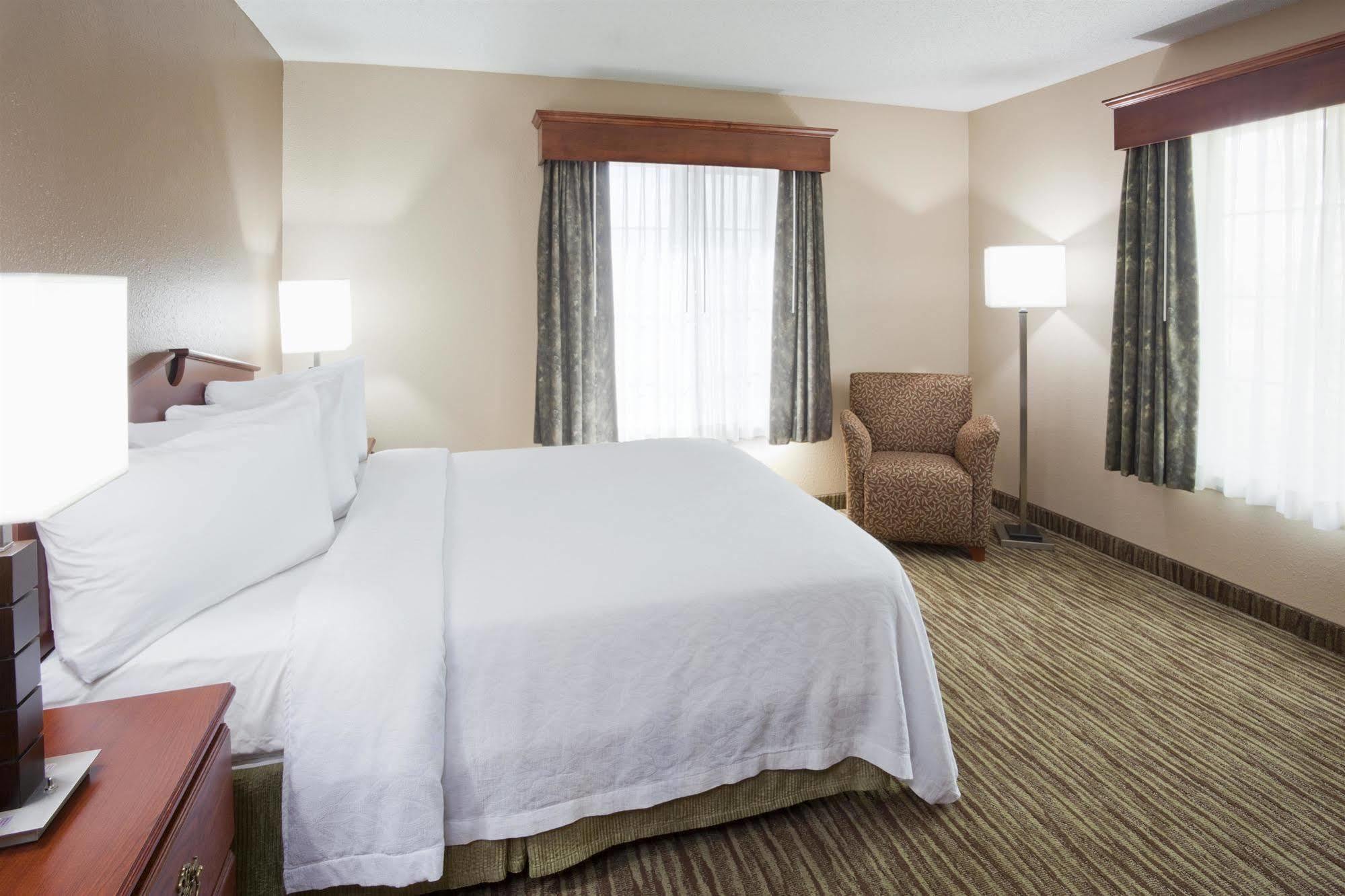 Grandstay Residential Suites Hotel - Eau Claire Εξωτερικό φωτογραφία